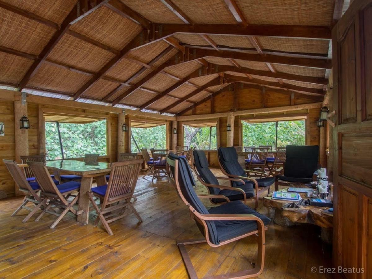 Serenity Beaches Resort Uoleva Island Exterior photo